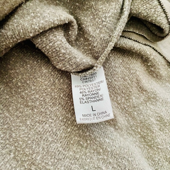 🌟HP🌟CHASER LOVE Sweatshirt - Picture 7 of 7